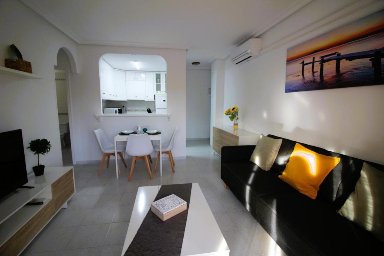 Apartamento Con Piscina En Urbanizacion Parquemar, La Mata, Torrevieja Aq-153 Kültér fotó